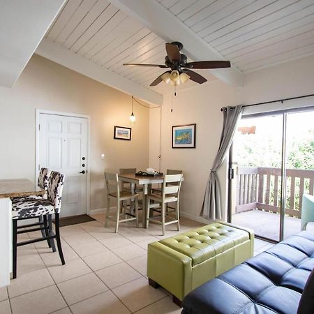 Cozy Condo In Tiki 212 Private Beach Access South Padre Island Exterior photo