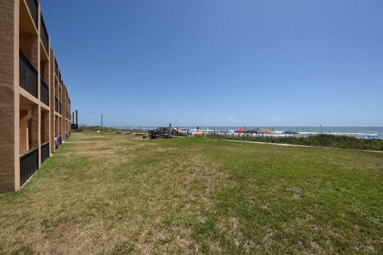 Cozy Condo In Tiki 212 Private Beach Access South Padre Island Exterior photo